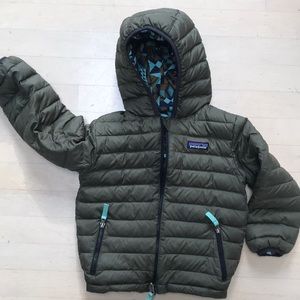 Patagonia kids down puffer jacket 4T